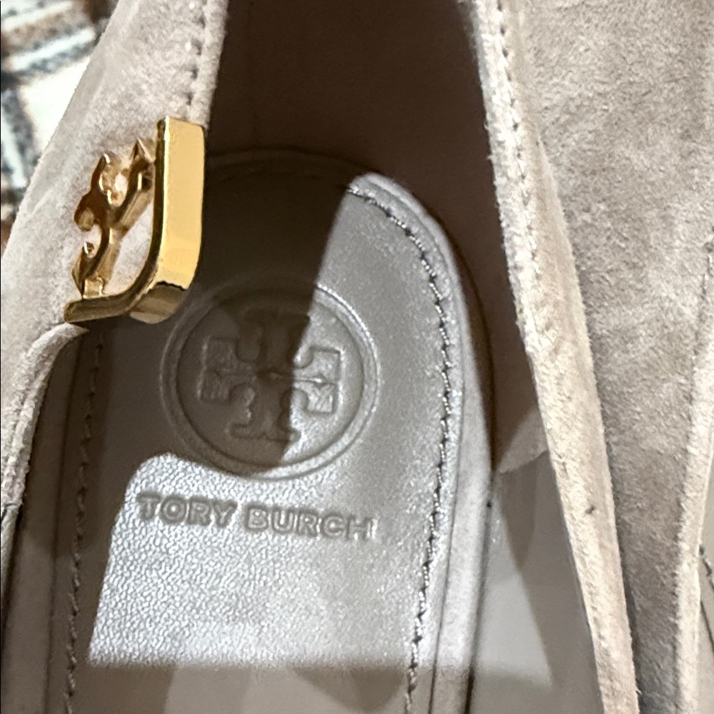Tory Burch Gray Suede Flats Size 11M - New - Picture 5 of 6